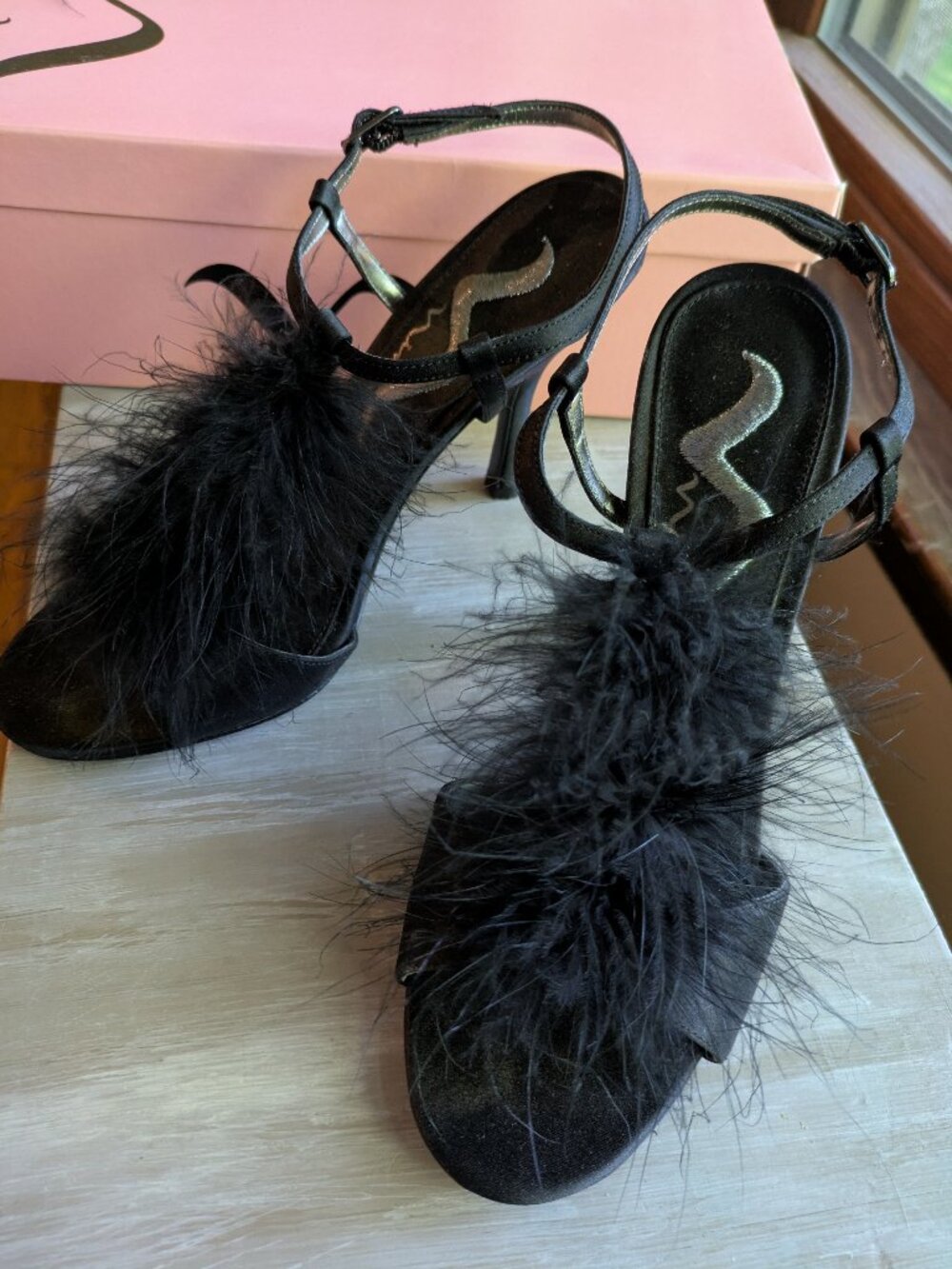 Nina High Heel Shoes Feather Camyle - LS Black Luster SA SIZE 6 1/2 M